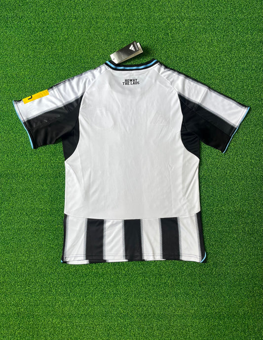 Newcastle United Local 25/26 Manga Corta Fan