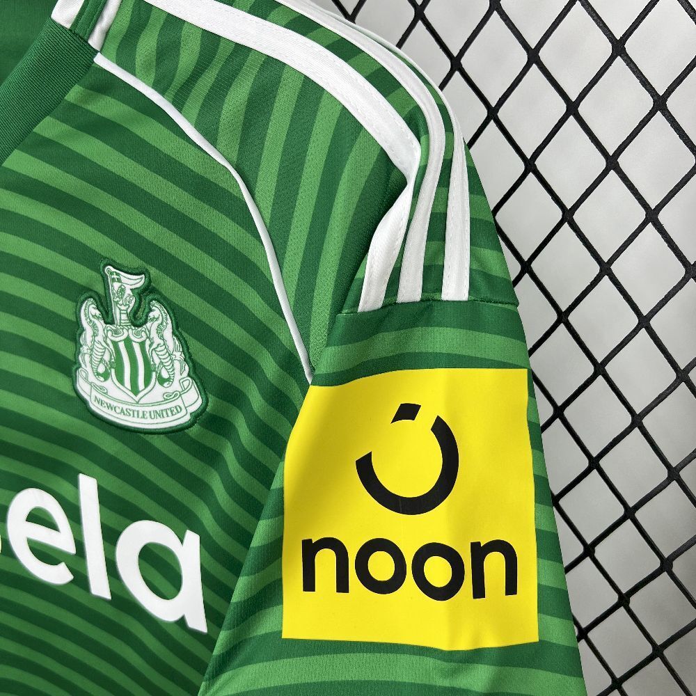 Newcastle United Visita 25/26 Manga Corta Fan