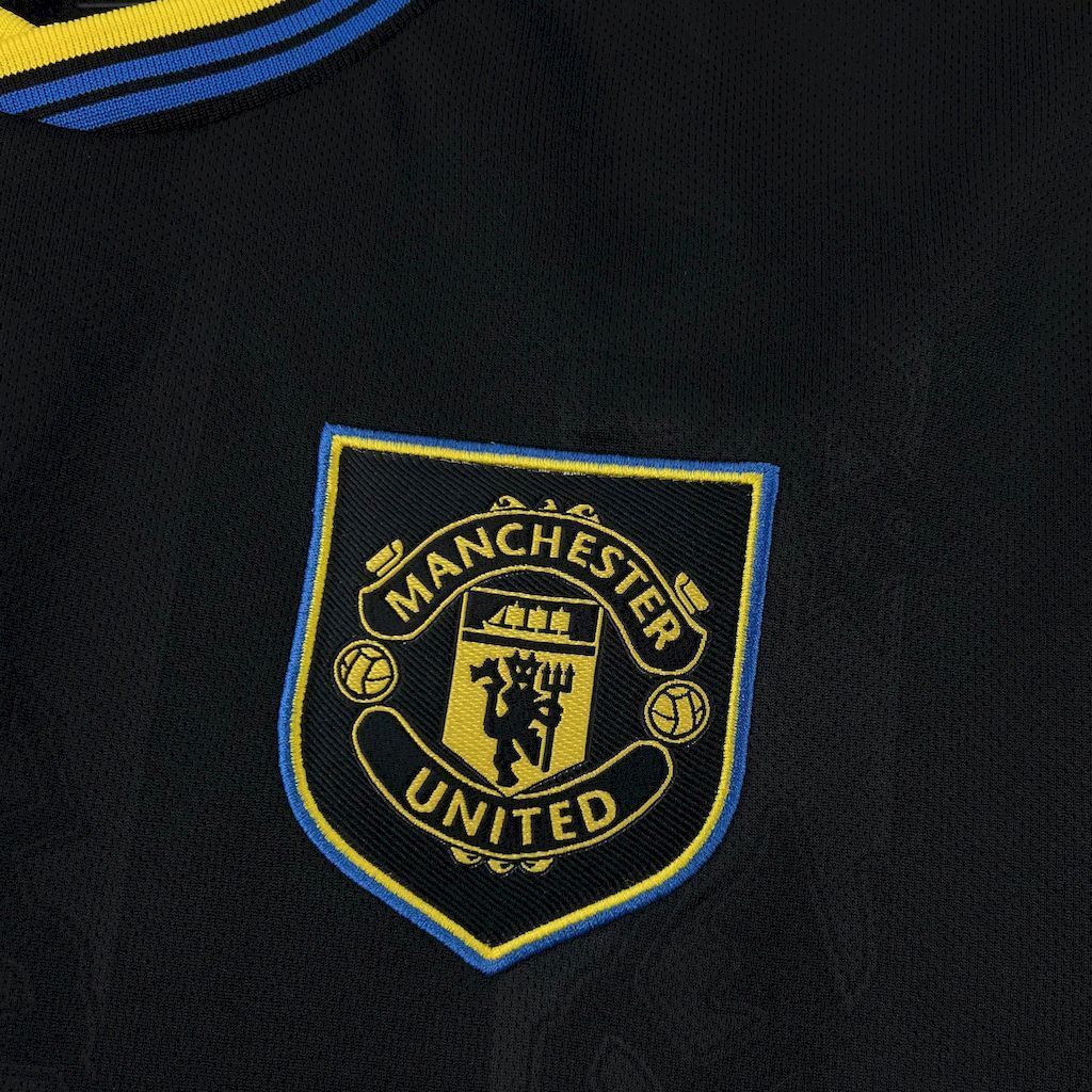 Manchester United Tercer Kit 25/26 Manga Corta Fan